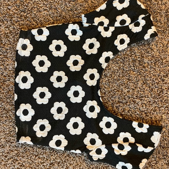 Daisy 2PC Set - Picture 13 of 14